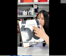 Impresión de logotipo Caja de embalaje de auriculares Bluetooth inalámbricos Caja de embalaje de productos electrónicos con gancho