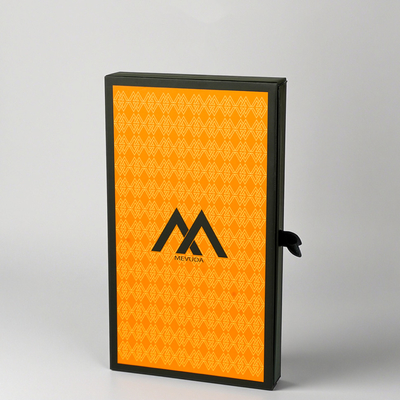 Luxury Custom LOGO Cuerpo para teléfonos móviles Caja de embalaje Caja de cartón Caja de regalo para el teléfono