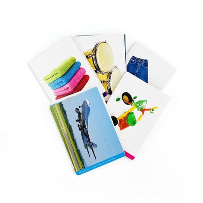 Tarjetas de juego personalizadas Tarjetas de juego de tablero brillantes Impresión de tarjetas flash para niños Con cajas de cartón Embalaje